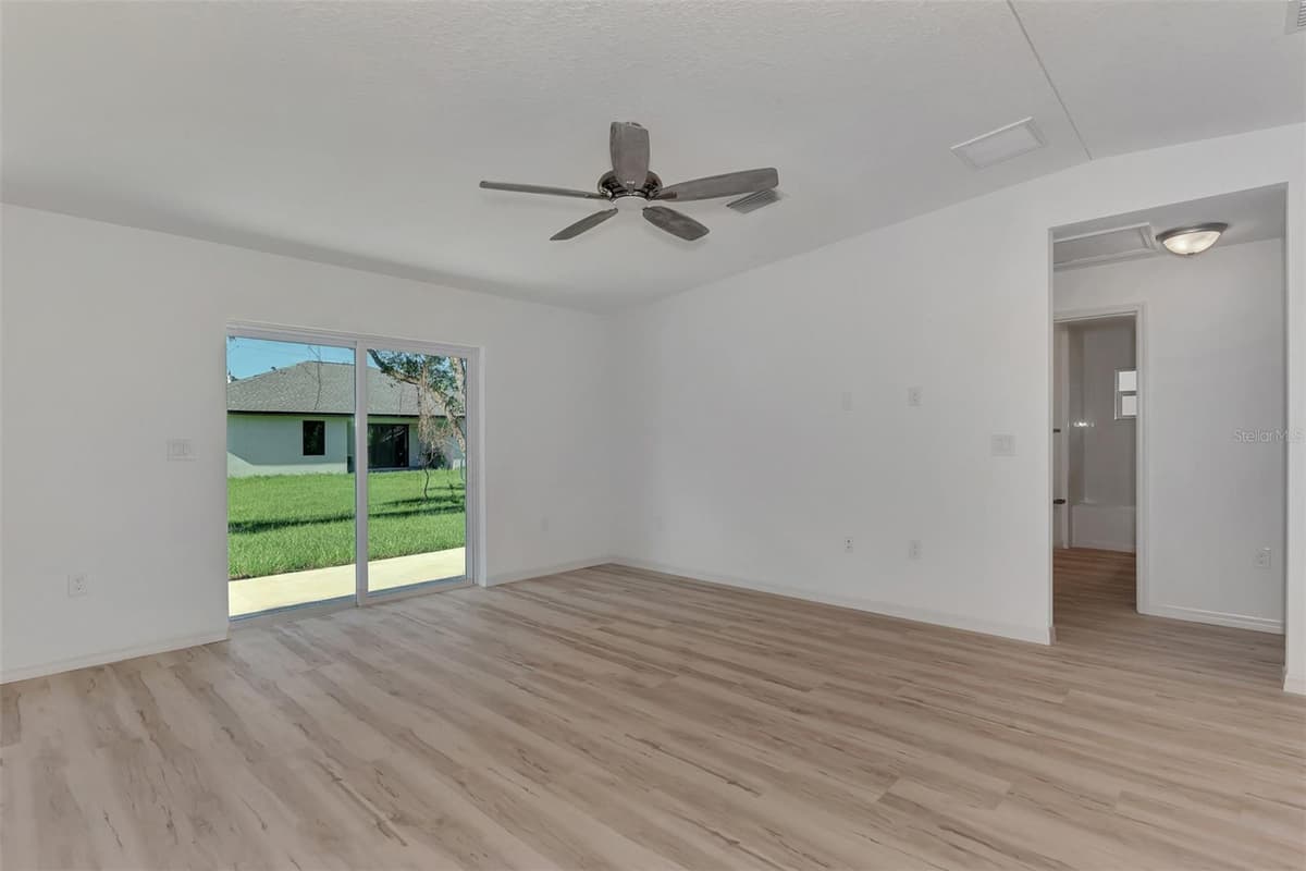 5049 BIRDSONG STREET — photo 30 of 37
