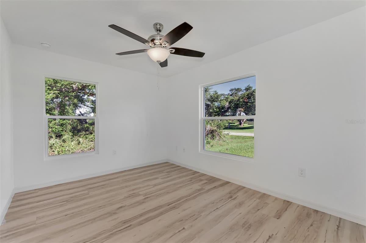 5049 BIRDSONG STREET — photo 25 of 37
