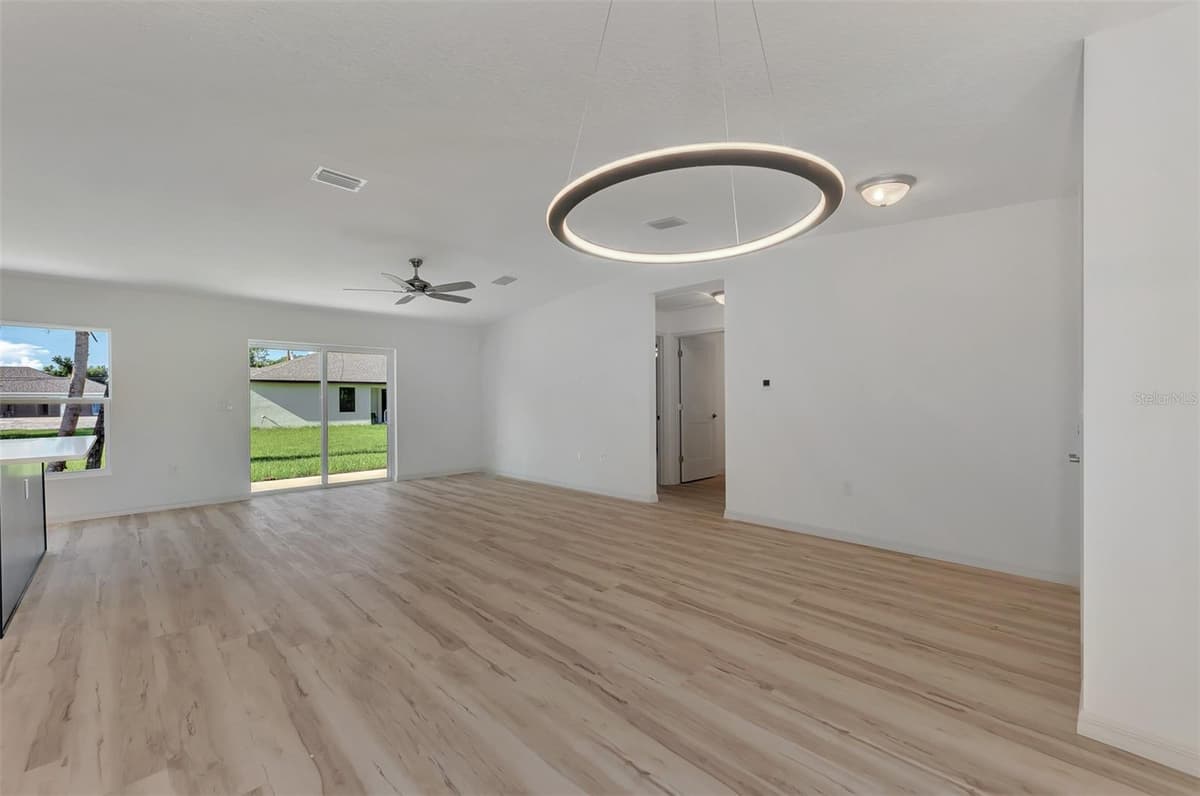 5049 BIRDSONG STREET — photo 15 of 37