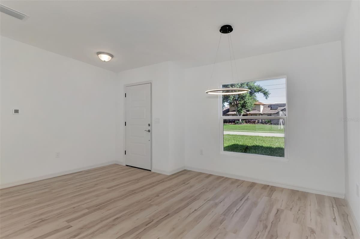 5049 BIRDSONG STREET — photo 16 of 37