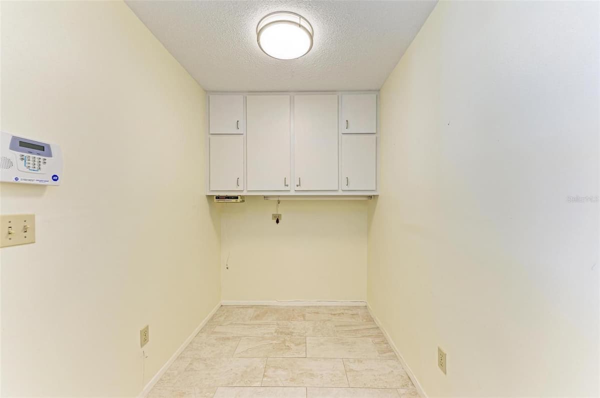 6704 11TH AVENUE — photo 33 of 50