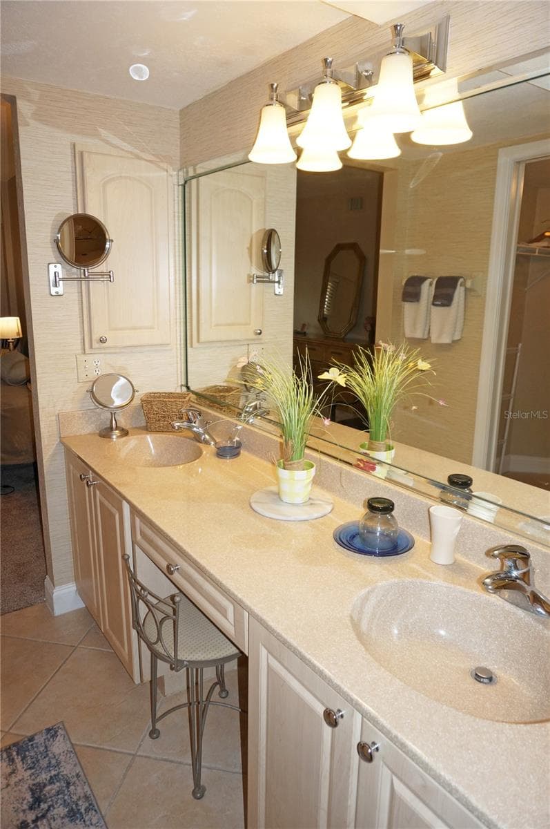 1601 PARK BEACH CIRCLE — photo 30 of 47