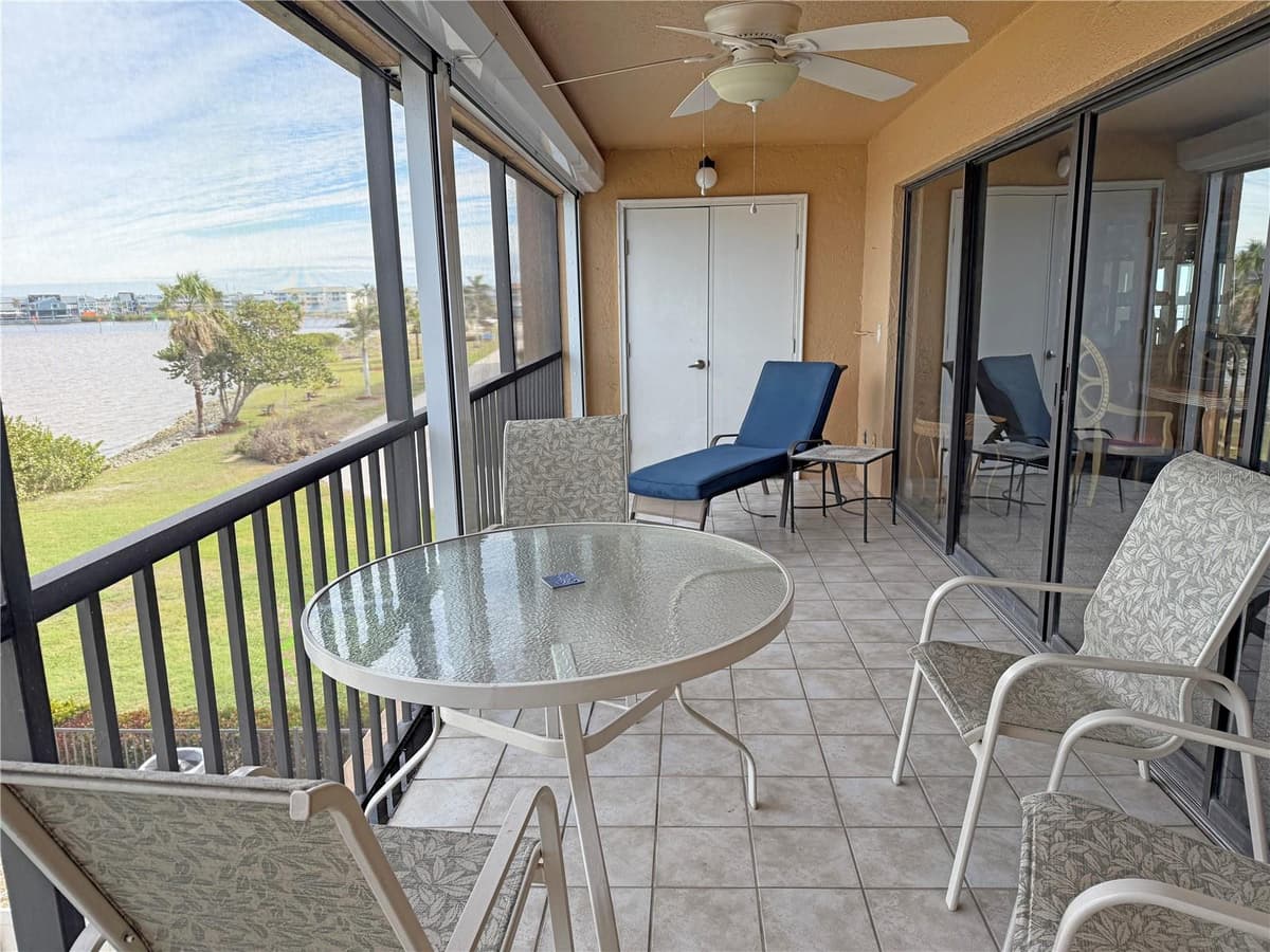 1601 PARK BEACH CIRCLE — photo 37 of 47