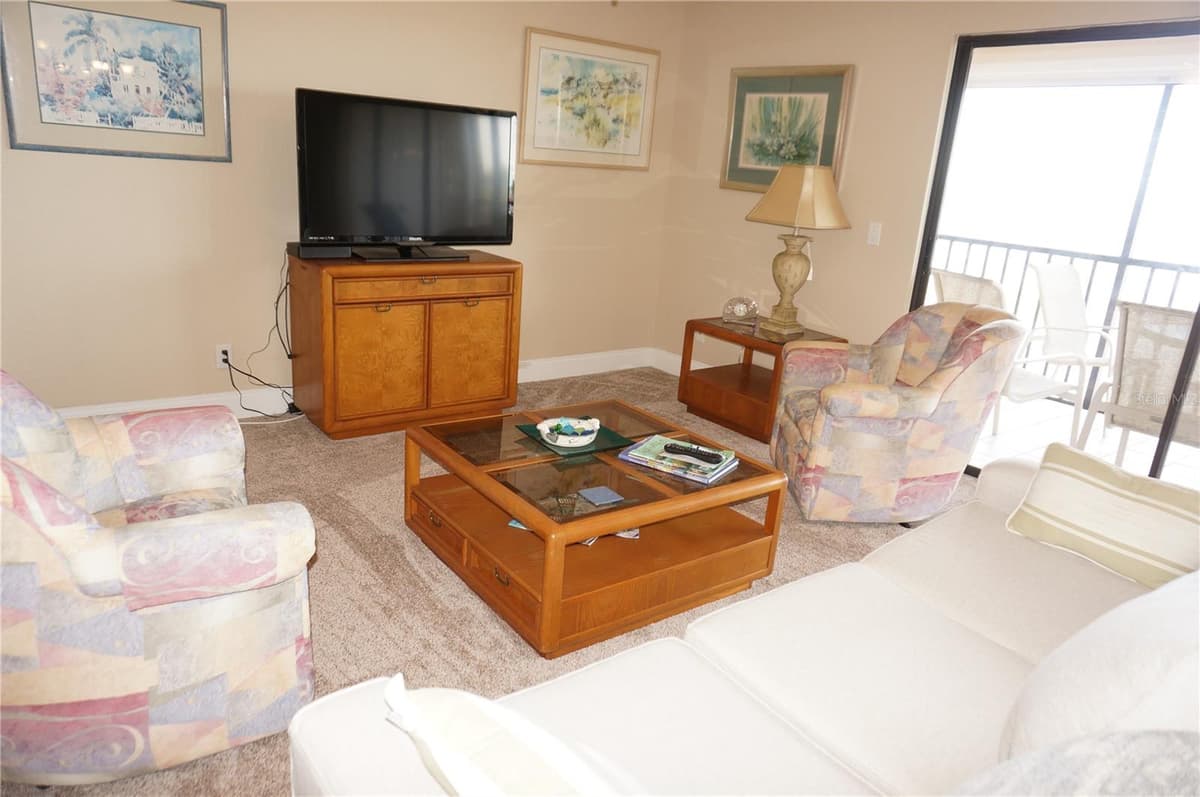 1601 PARK BEACH CIRCLE — photo 4 of 47