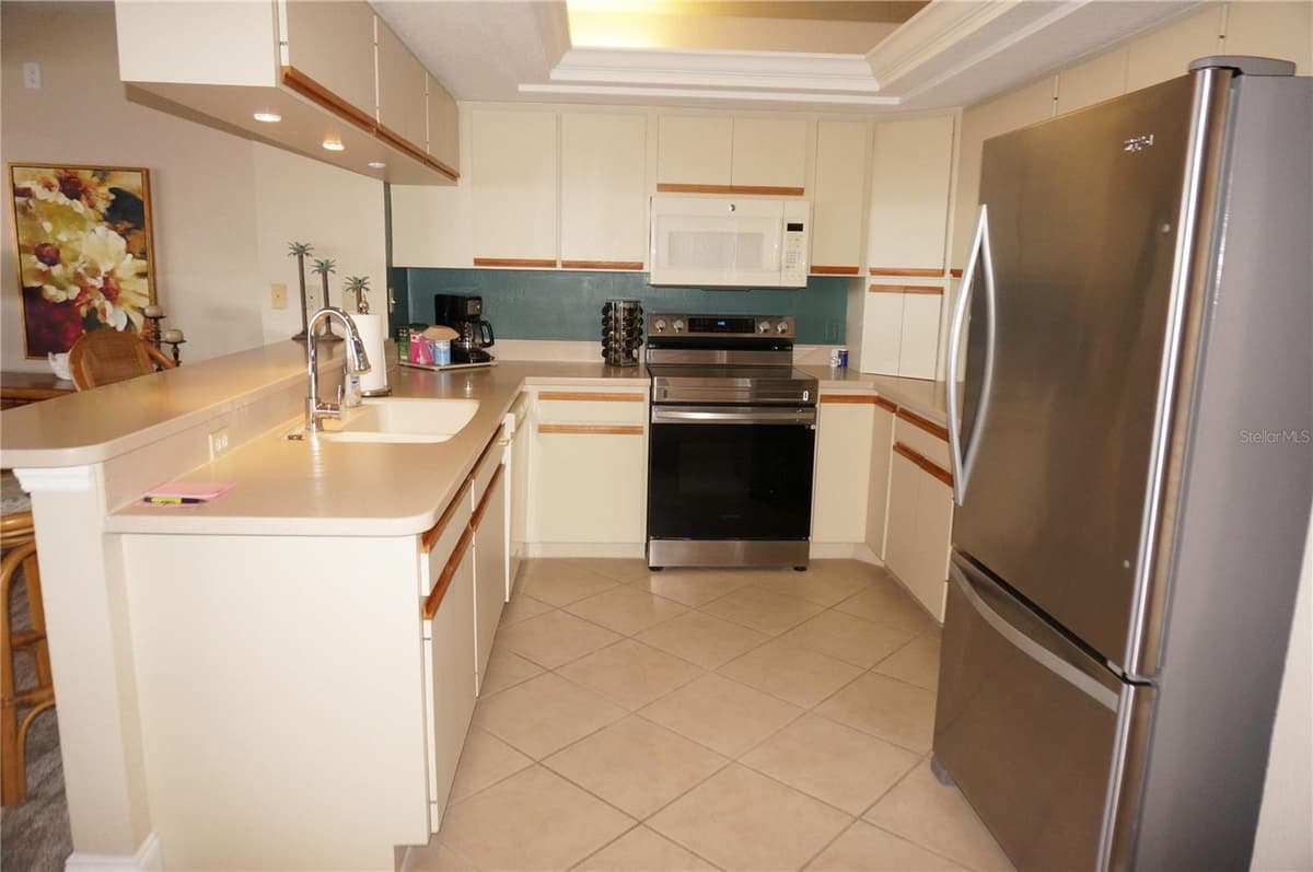 1601 PARK BEACH CIRCLE — photo 16 of 47