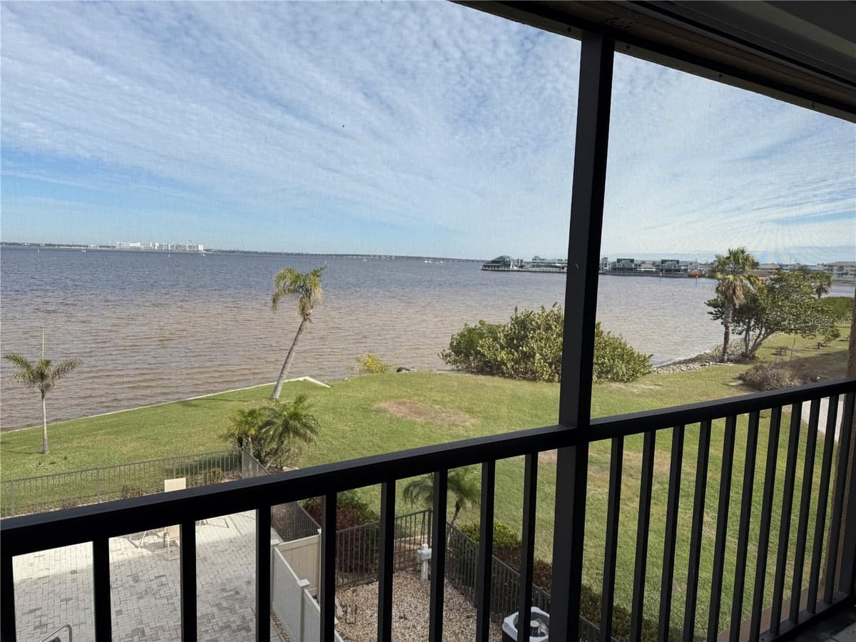 1601 PARK BEACH CIRCLE — photo 38 of 47