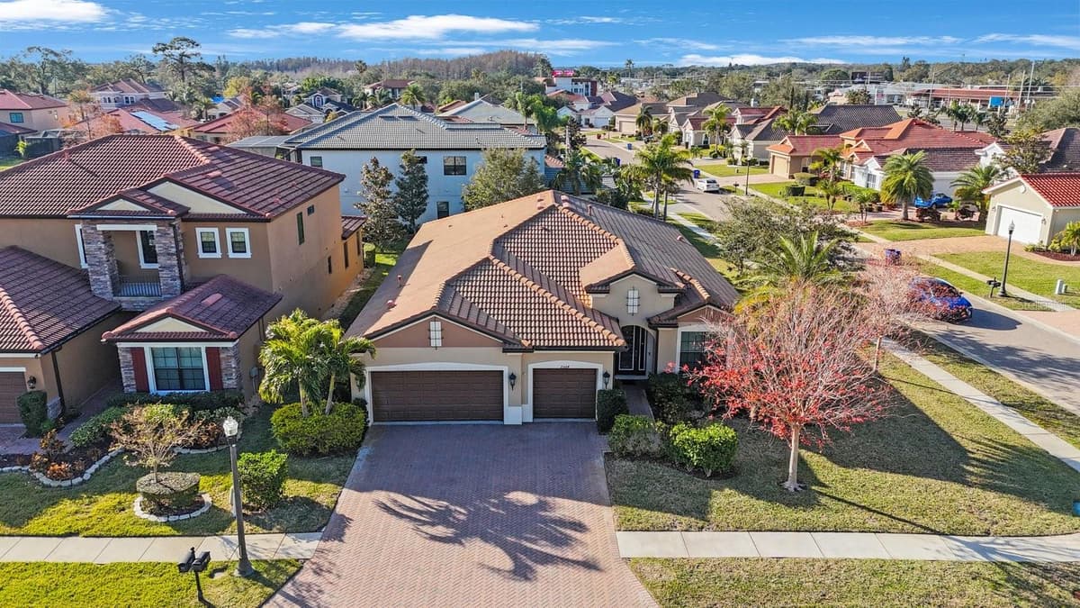 2564 GRAND CYPRESS BOULEVARD — photo 47 of 52