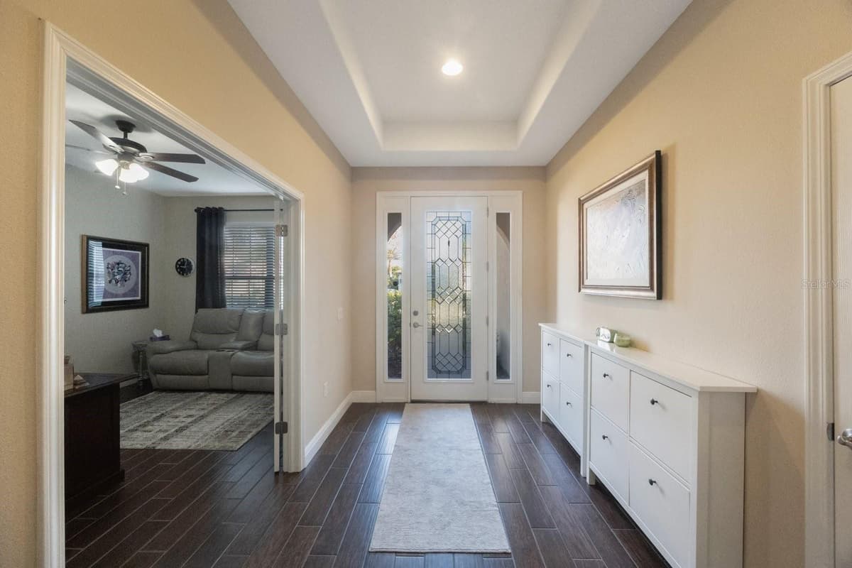 2564 GRAND CYPRESS BOULEVARD — photo 5 of 52