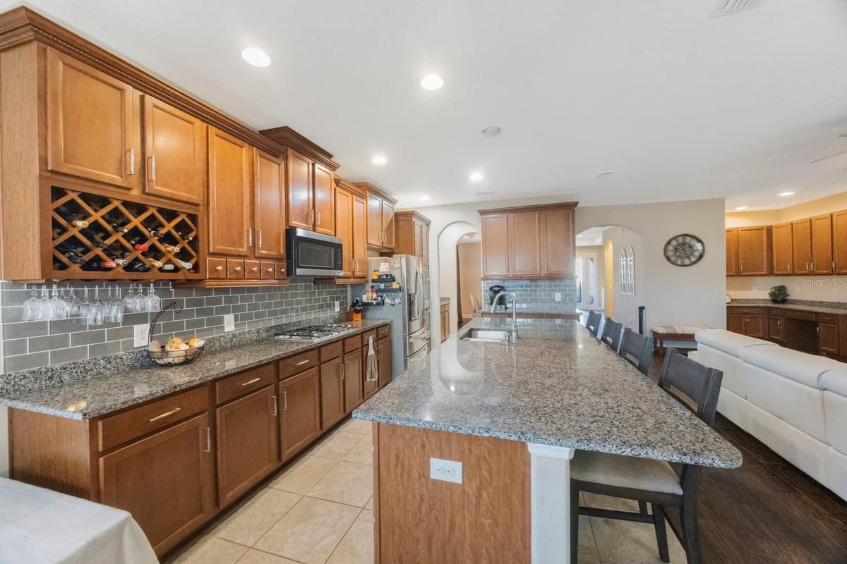 2564 GRAND CYPRESS BOULEVARD — photo 22 of 52