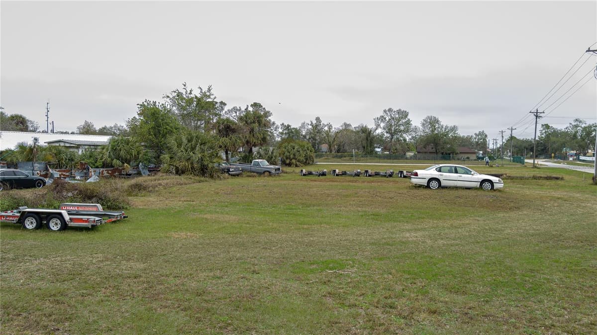37015 STATE ROAD 70 — photo 13 of 20