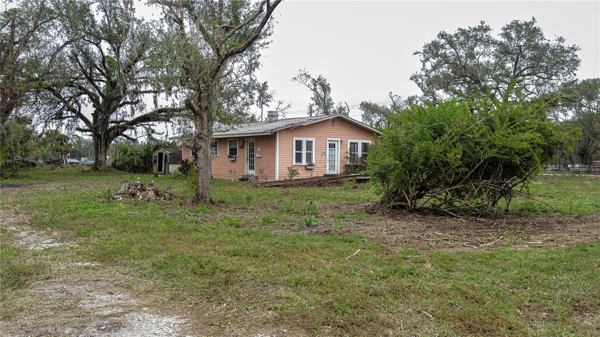 37015 STATE ROAD 70 — photo 16 of 20