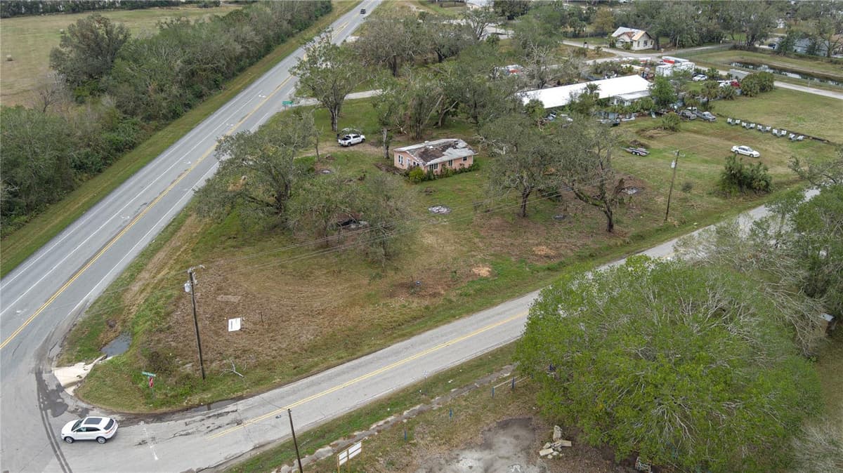 37015 STATE ROAD 70 — photo 3 of 20
