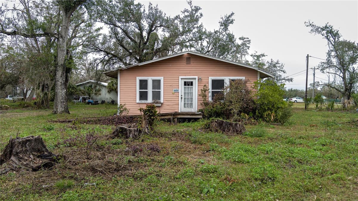 37015 STATE ROAD 70 — photo 18 of 20
