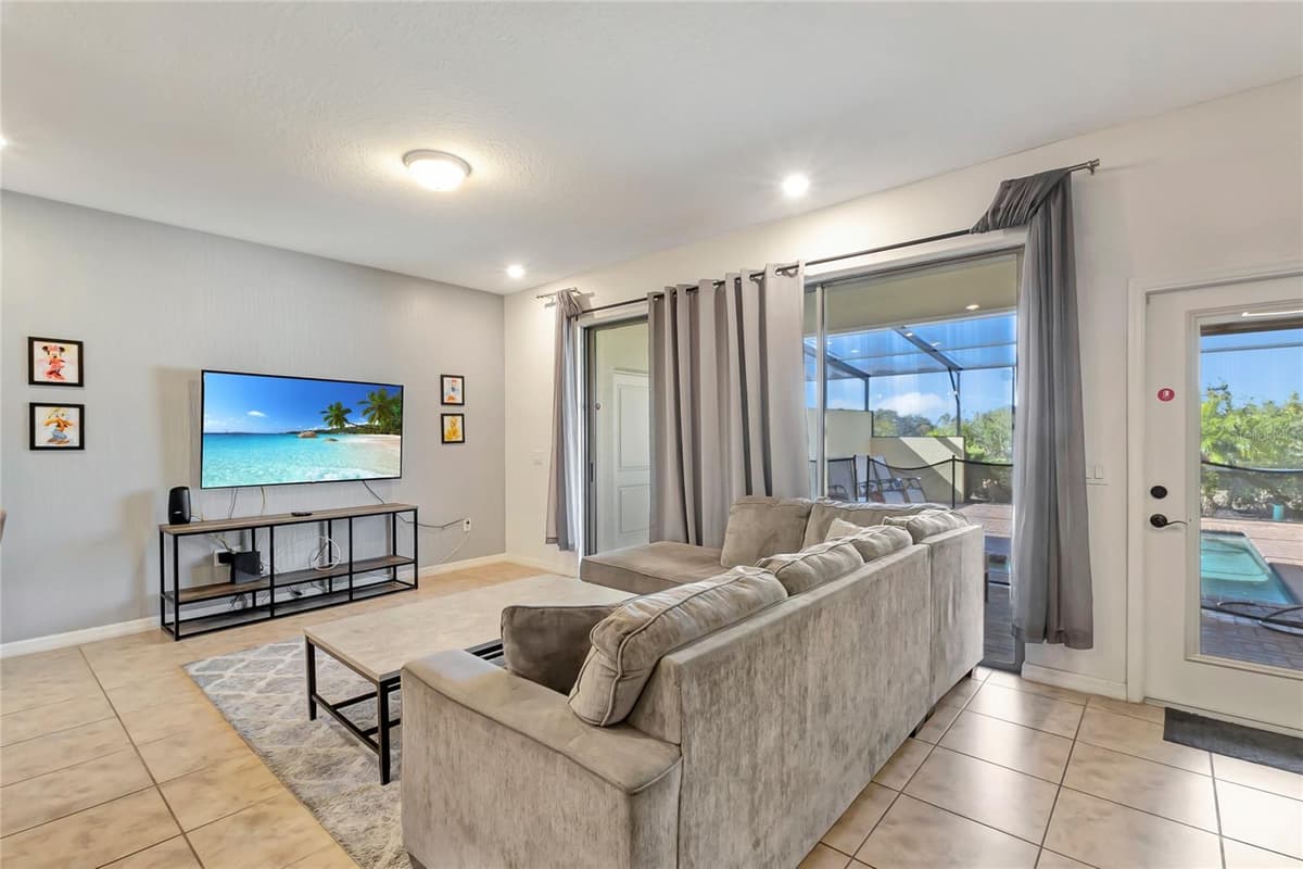 4587 TERRASONESTA DRIVE — photo 4 of 32