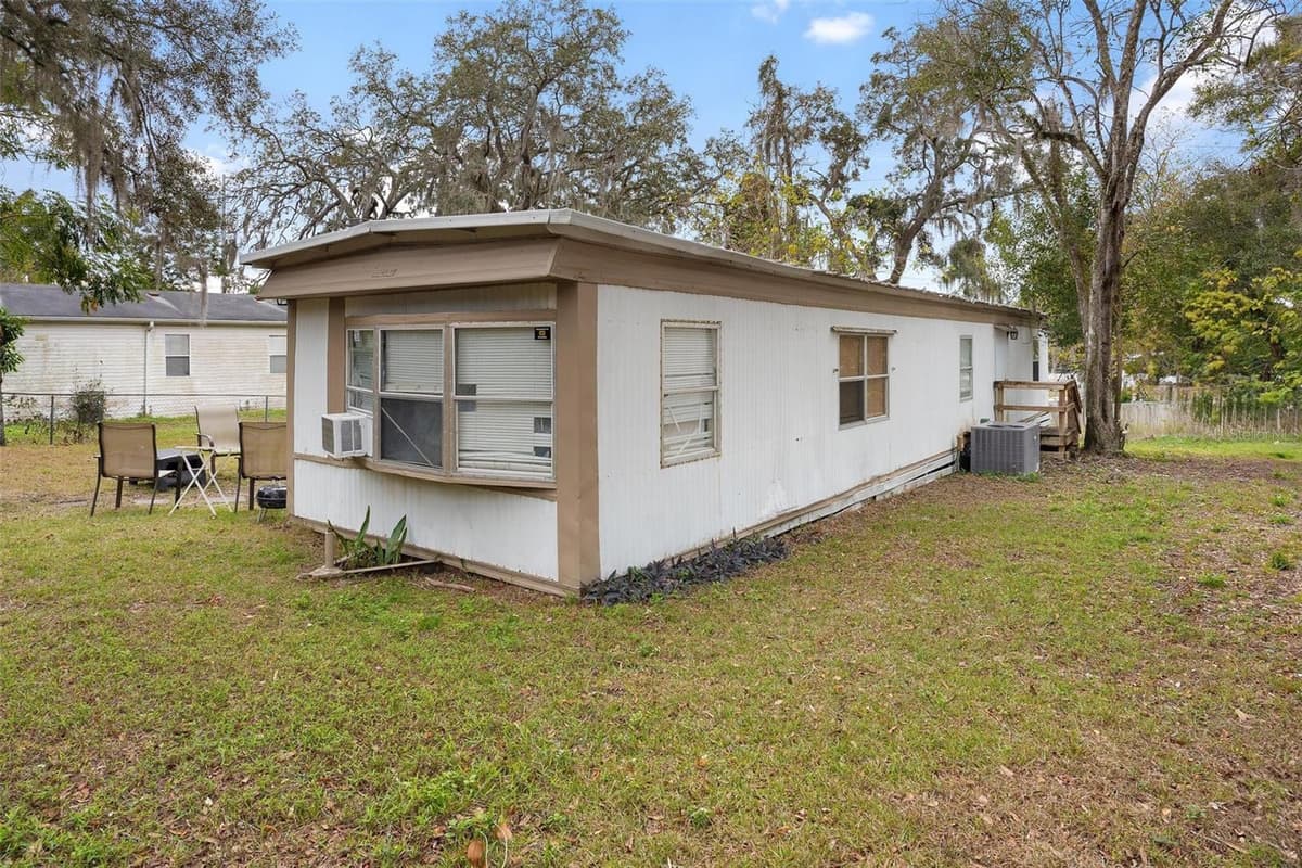 2109 HIALEAH AVENUE — photo 10 of 10