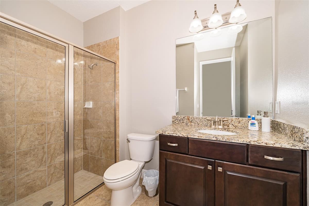250 PENDANT COURT — photo 15 of 44