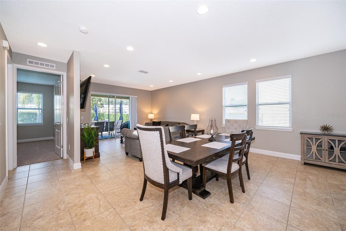 250 PENDANT COURT — photo 9 of 44