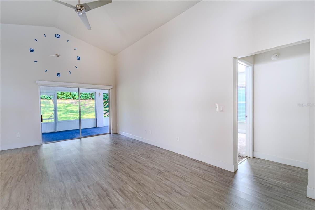 3667 KINGSWOOD COURT — photo 9 of 37
