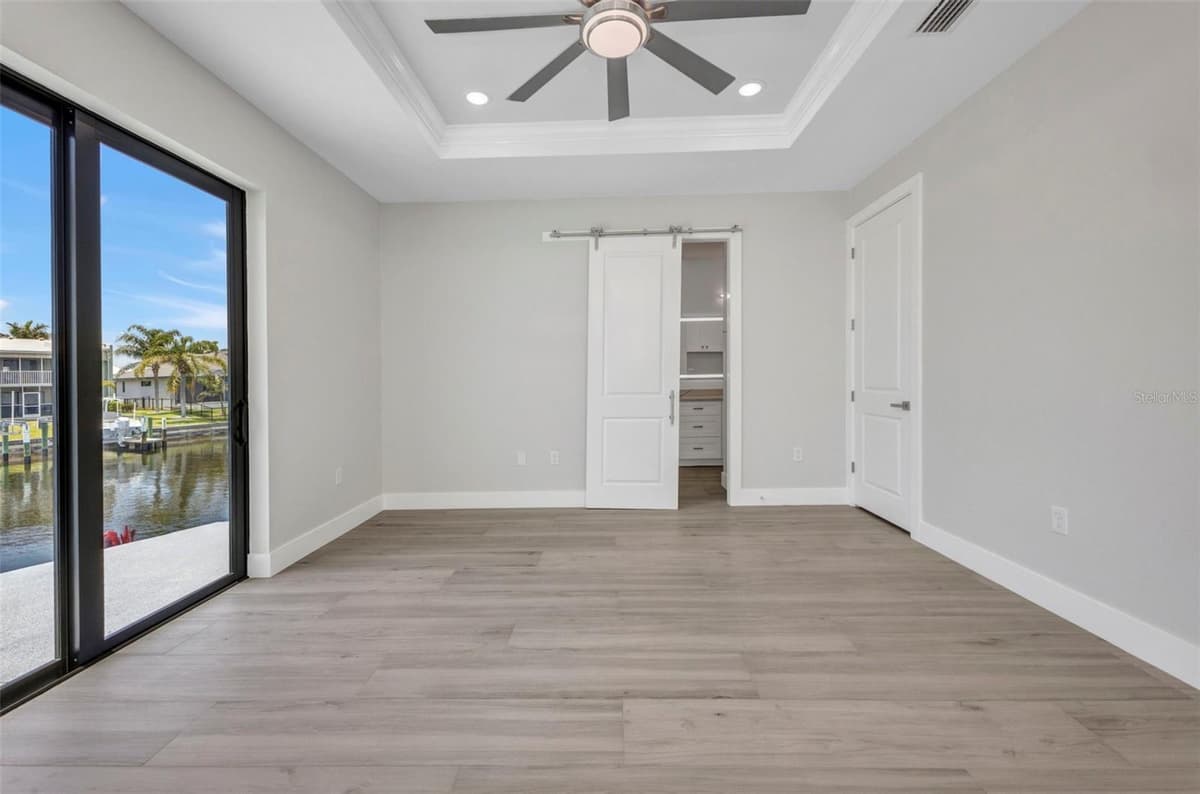 1327 WESLEY DRIVE — photo 21 of 39