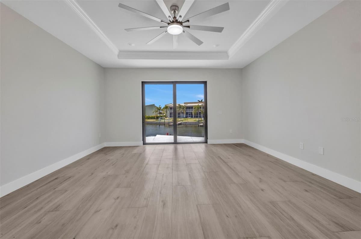 1327 WESLEY DRIVE — photo 13 of 39