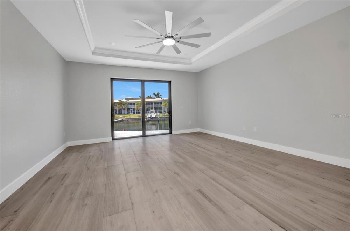1327 WESLEY DRIVE — photo 14 of 39