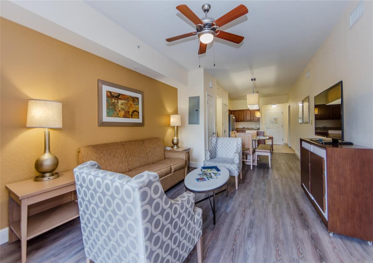 12539 FLORIDAYS RESORT DRIVE — photo 7 of 24