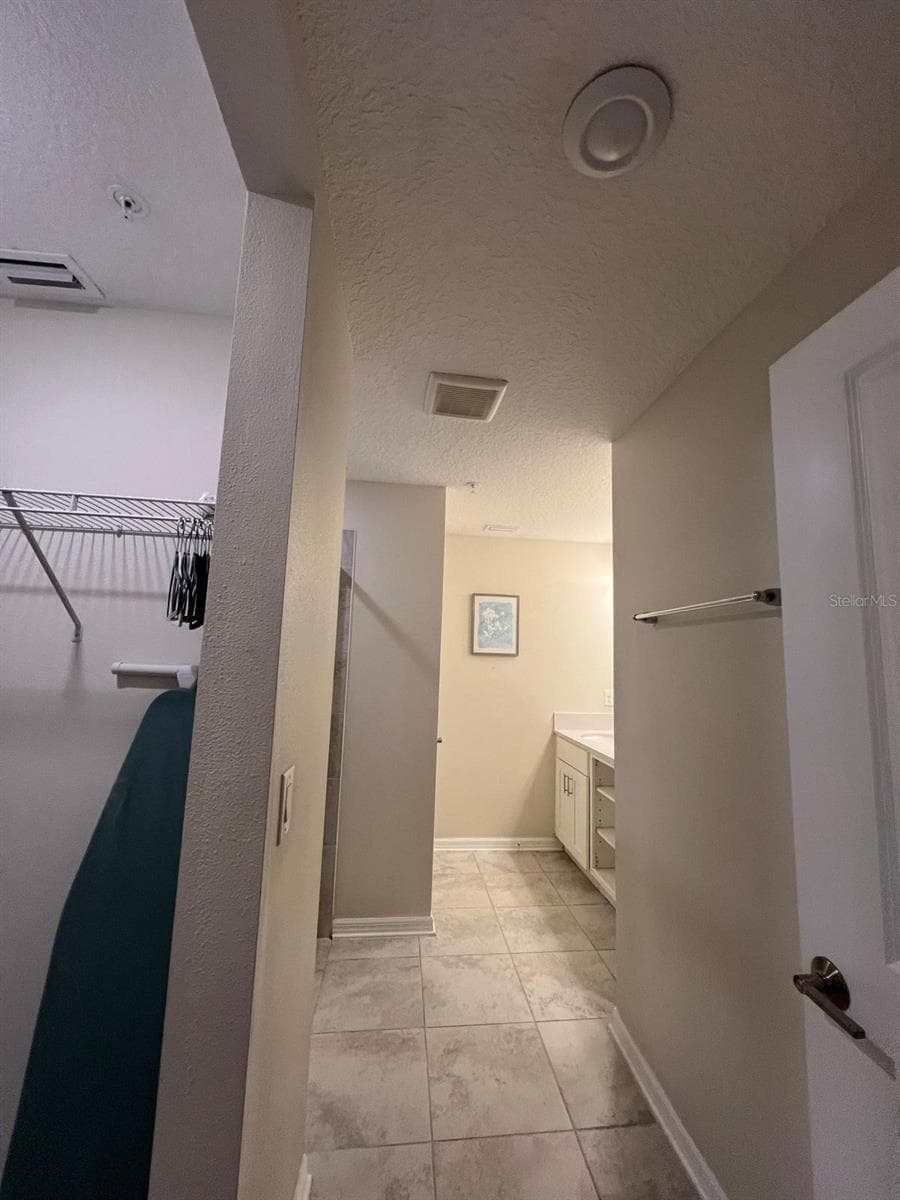 3180 PARADOX CIRCLE — photo 7 of 25