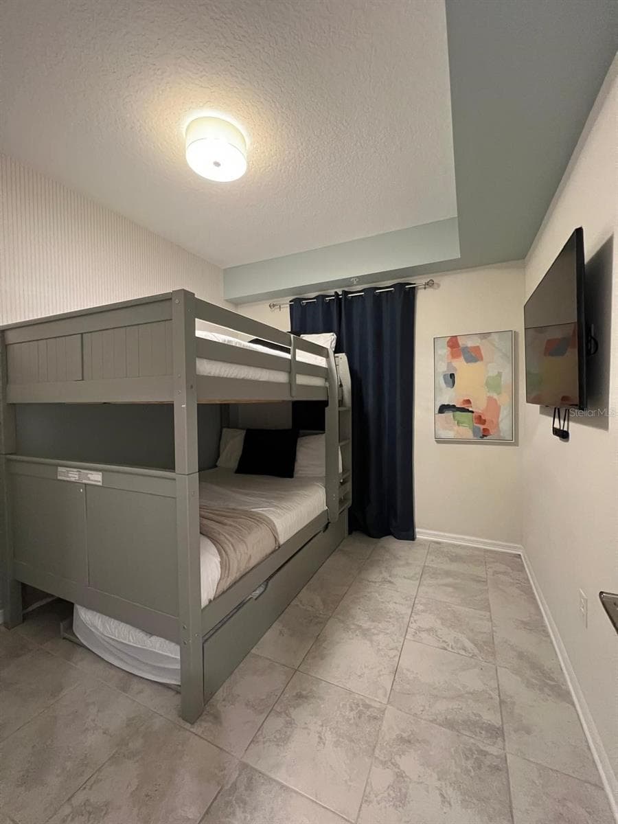 3180 PARADOX CIRCLE — photo 13 of 25