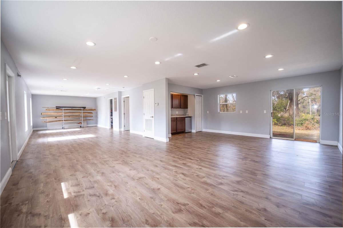 6876 STATE ROAD 44 — photo 8 of 19