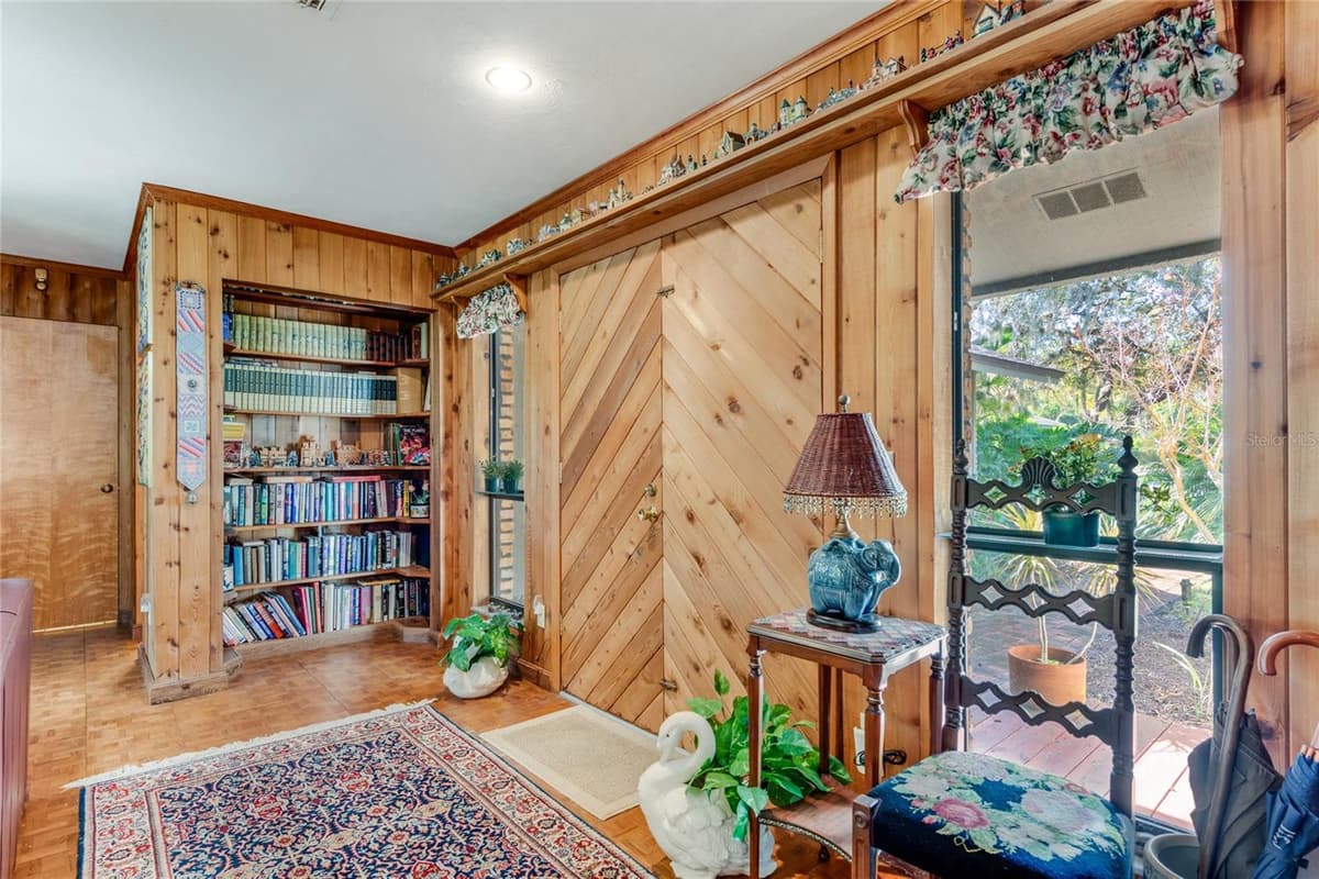 507 BOXWOOD LANE — photo 19 of 53