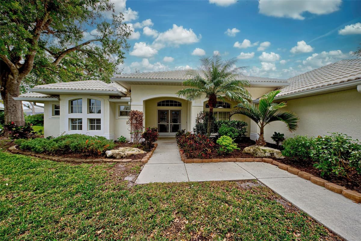 339 MEADOW BEAUTY COURT — photo 4 of 64