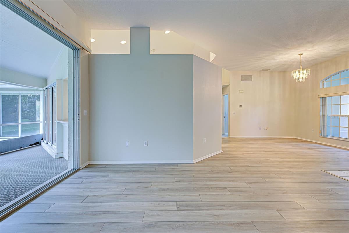 339 MEADOW BEAUTY COURT — photo 15 of 64
