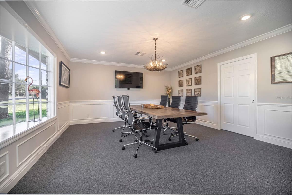 900 CLEVELAND AVENUE — photo 4 of 16