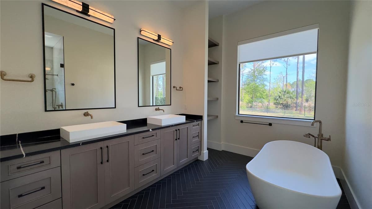 16902 VINCI WAY — photo 48 of 82
