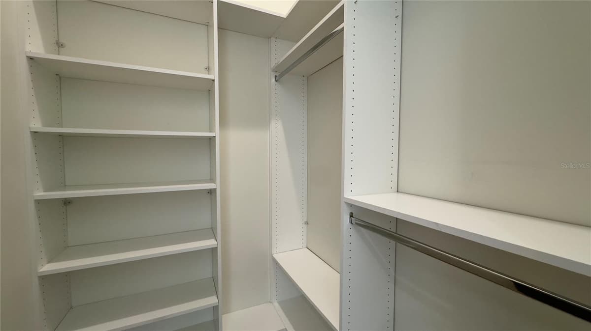 16902 VINCI WAY — photo 38 of 82