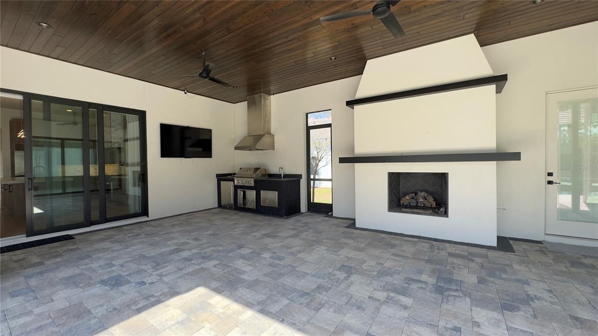 16902 VINCI WAY — photo 56 of 82