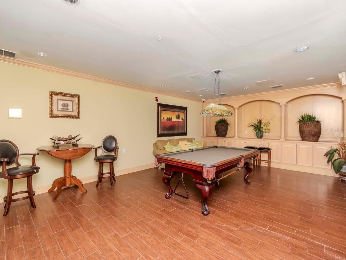 1429 VILLA CAPRI CIRCLE — photo 37 of 43