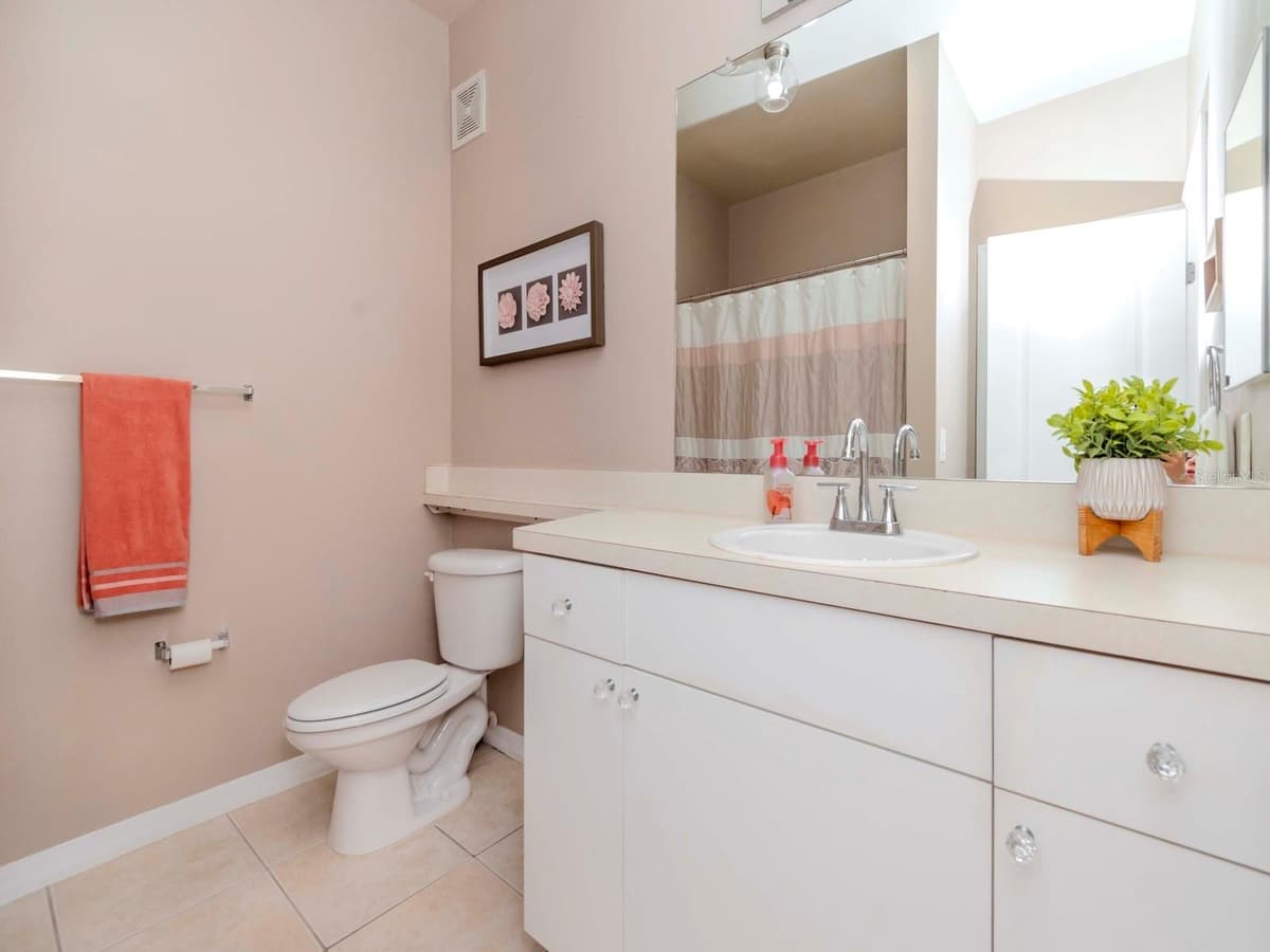 1429 VILLA CAPRI CIRCLE — photo 19 of 43