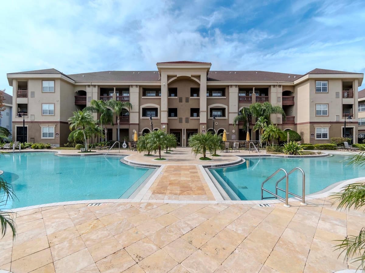 1429 VILLA CAPRI CIRCLE — photo 39 of 43