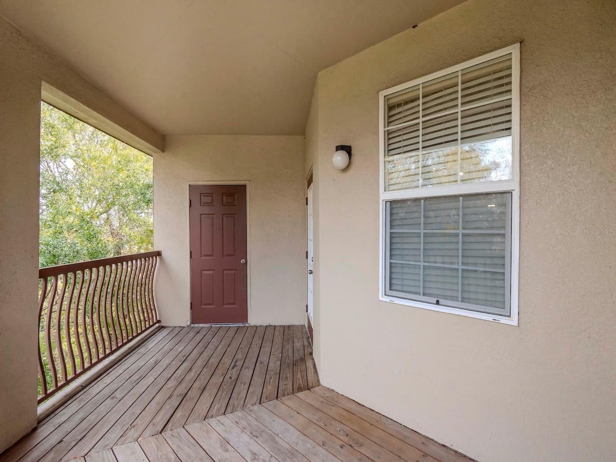 1429 VILLA CAPRI CIRCLE — photo 25 of 43