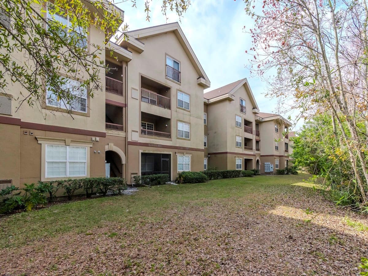 1429 VILLA CAPRI CIRCLE — photo 28 of 43