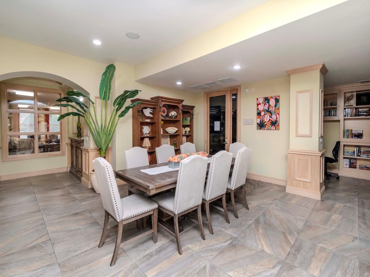 1429 VILLA CAPRI CIRCLE — photo 35 of 43