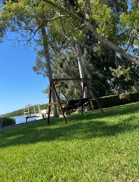 1624 SEA BREEZE DRIVE — photo 27 of 40