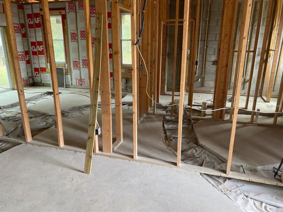 339 CAMELLIA COURT — photo 2 of 3