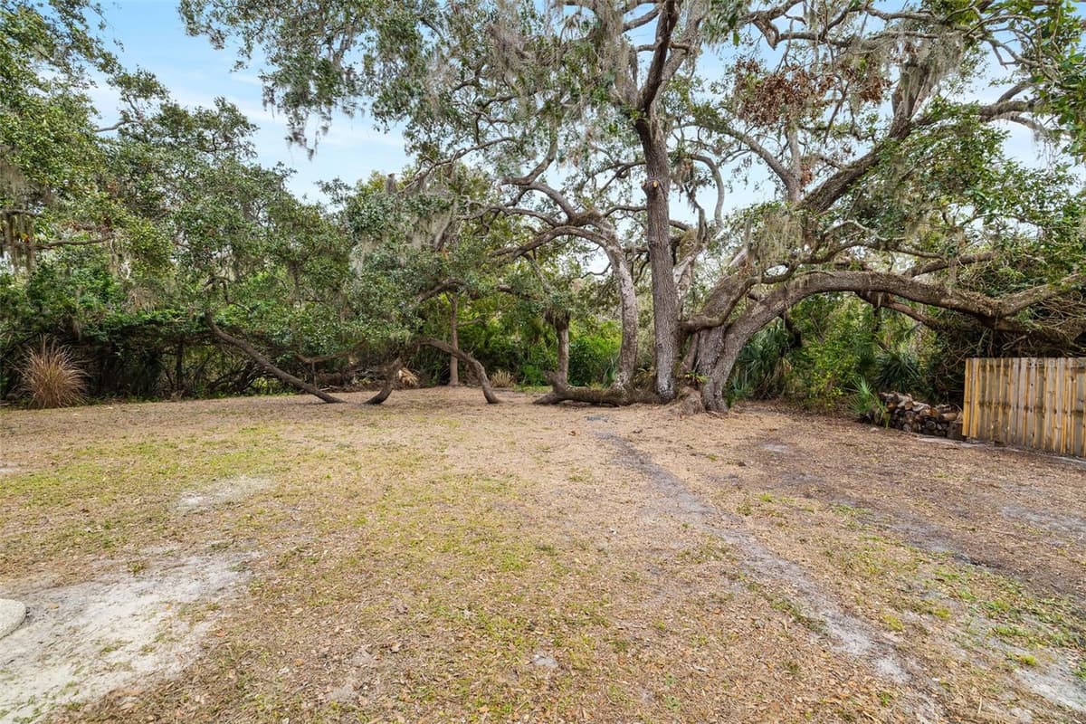 3200 TOBERO LANE — photo 21 of 25