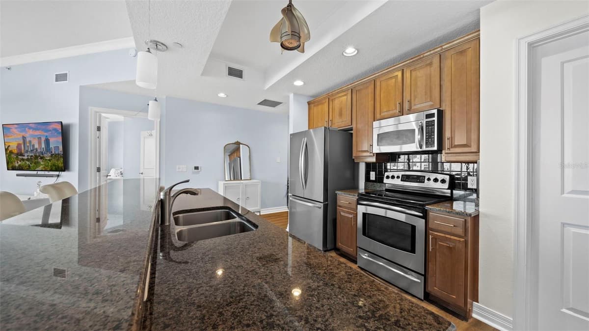 1209 CUMBERLAND AVENUE — photo 15 of 28
