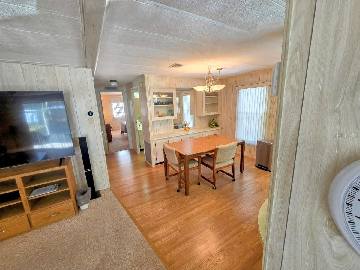 12501 ULMERTON ROAD — photo 17 of 63