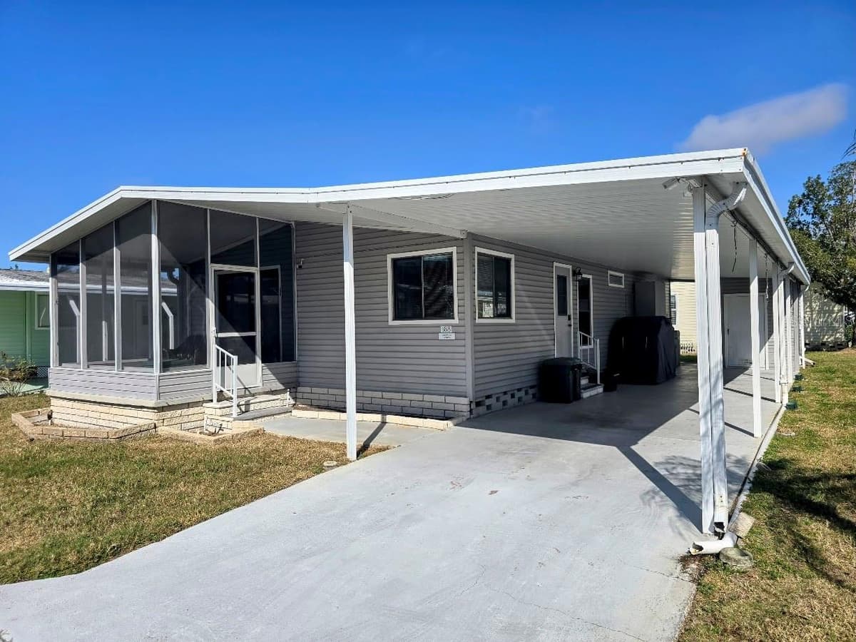 12501 ULMERTON ROAD — photo 1 of 63