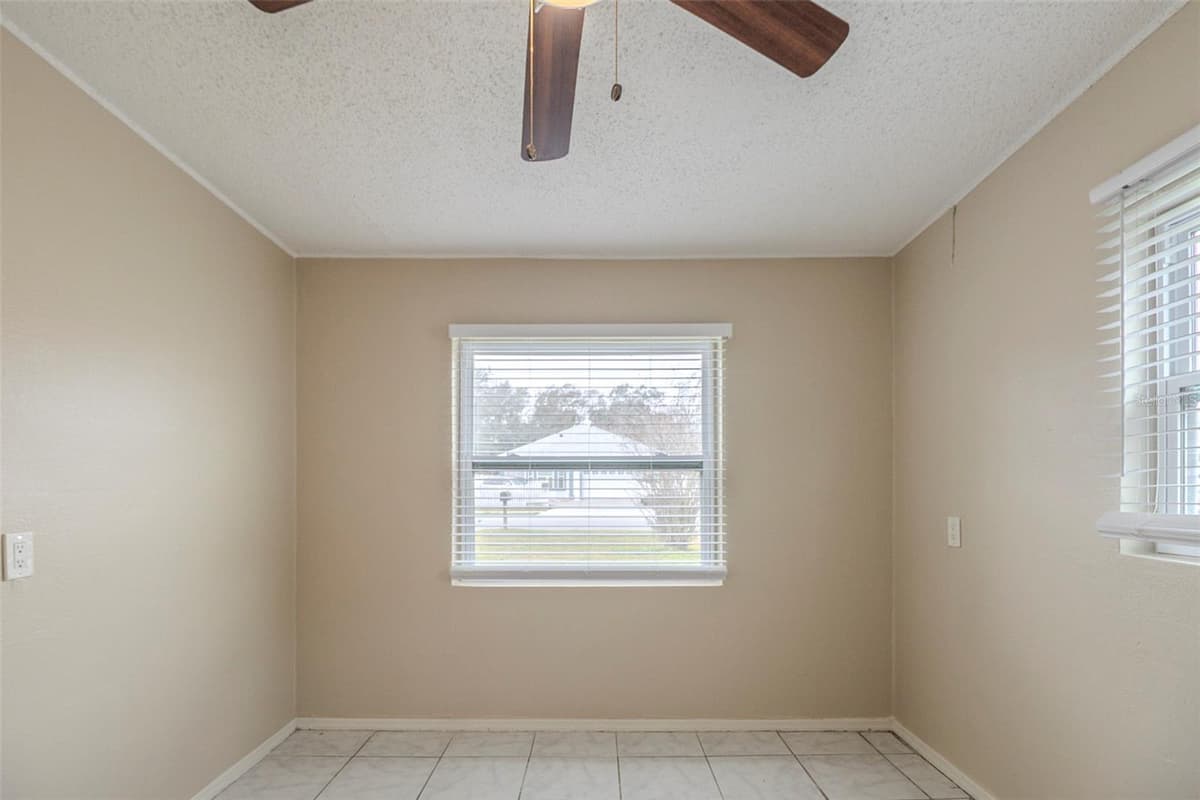 451 ROGERS STREET — photo 16 of 26