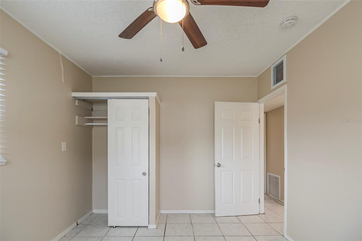 451 ROGERS STREET — photo 17 of 26